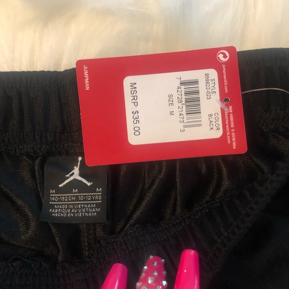 Jordan Shorts (Boys-M) - Picture 2 of 2